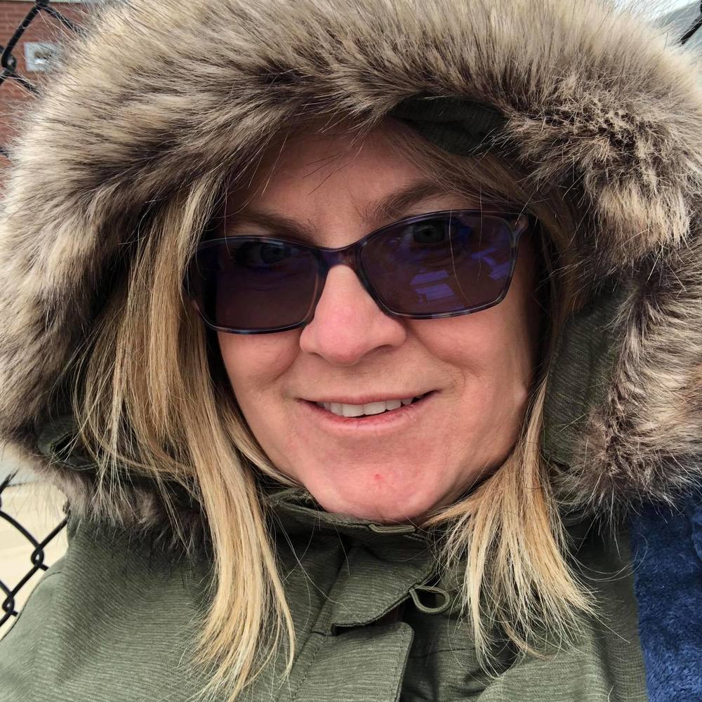 Meet your Posher, Eva
